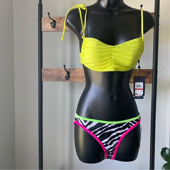 2 pieces bikini swimsuit In green top and zebra bottom size XS/S NEW - Picture 1 of 5
